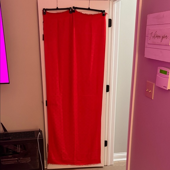 Elegant LV Scarf with dust bag🧣 - Picture 2 of 6